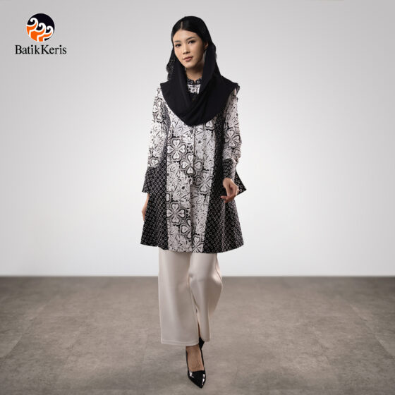 Blouse Batik Lengan Panjang Motif Sekar Bledak Kawung Kombinasi