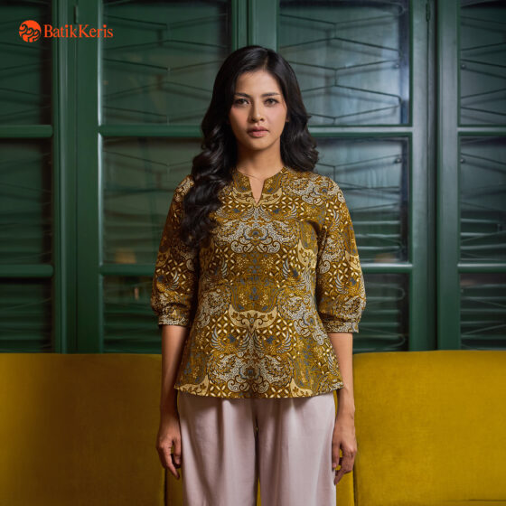Blouse Batik Lengan 3/4 Motif Peksi Mardika